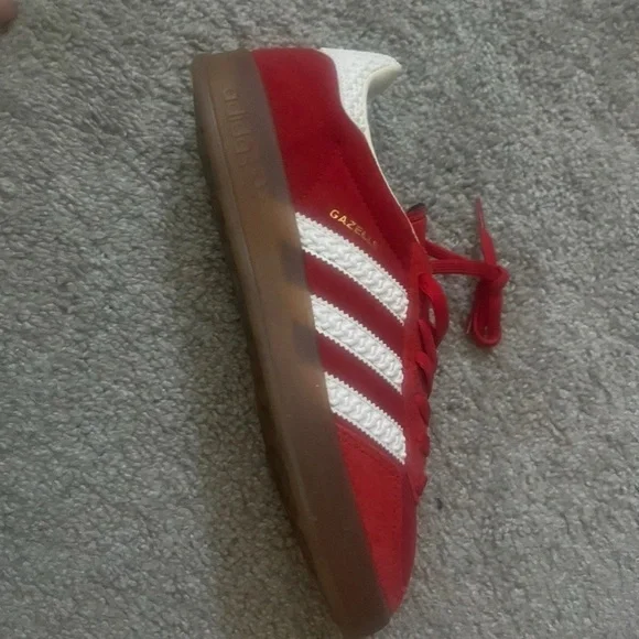adidas Gazelle Red and White Women's Shoes - Picture 5 of 9
